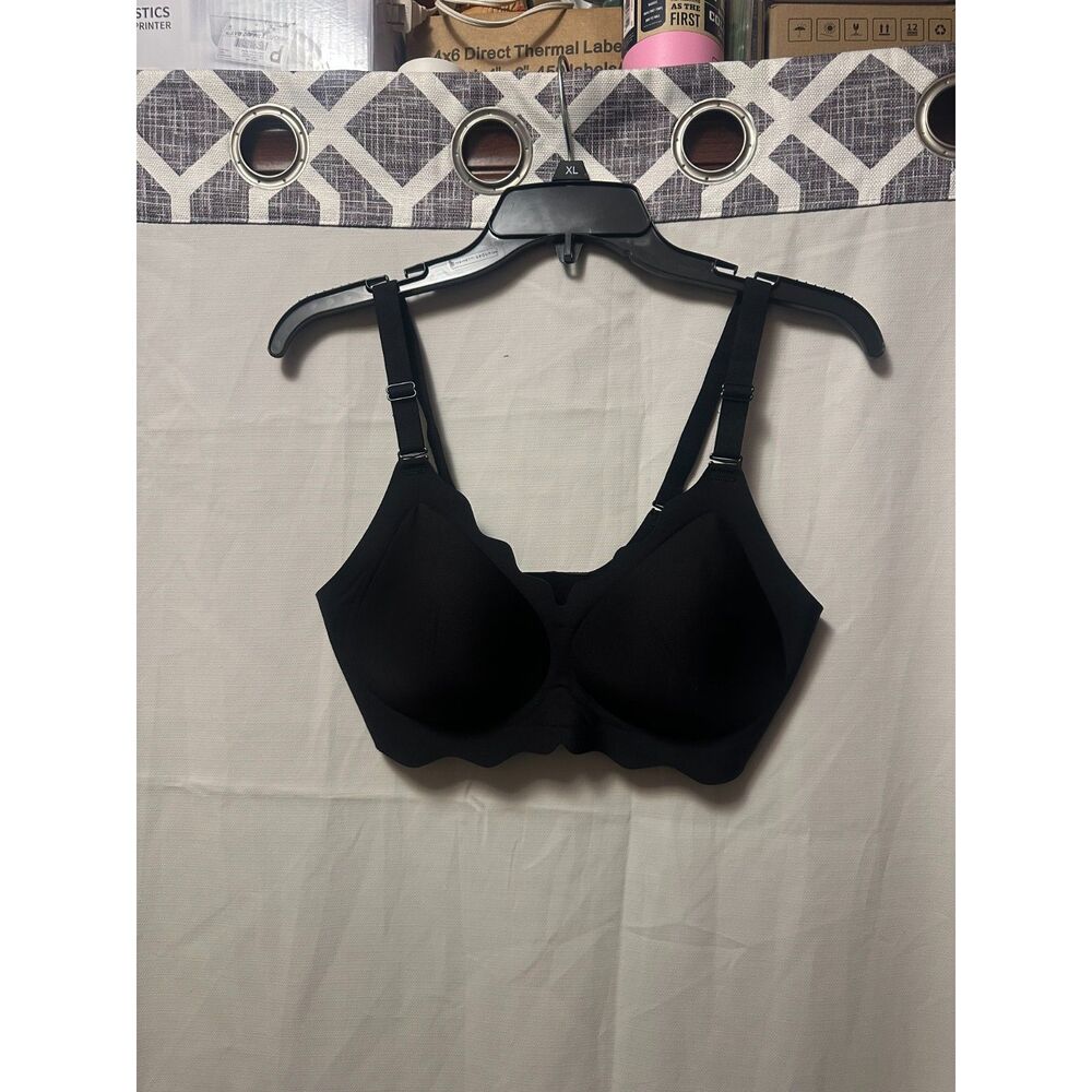 NEW Shecurve Seamless Comfort Smoothing Push Up Bra Black Size Medium